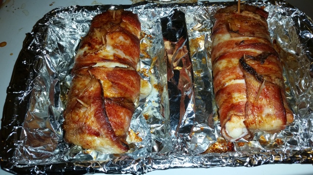 One 2-serving-size Jalapeno-Popper Stuffed Chicken on the left; one 2-serving-size Chicken Cordon Bleu on the right.